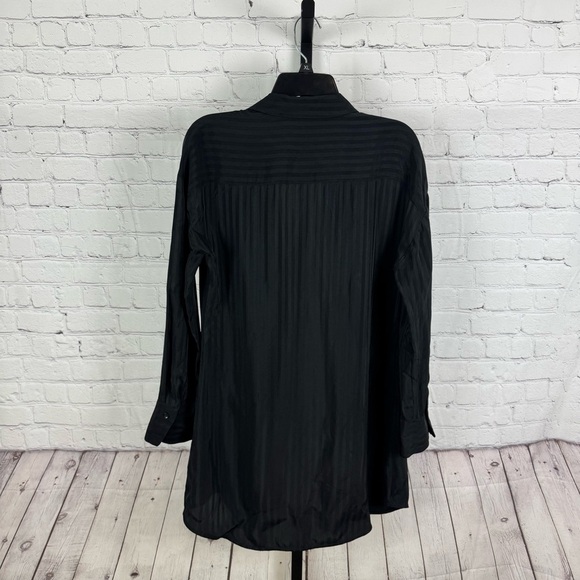 Alice + Olivia Black Striped Cupro Fabric Button Down Shirt Size Small - Picture 5 of 6